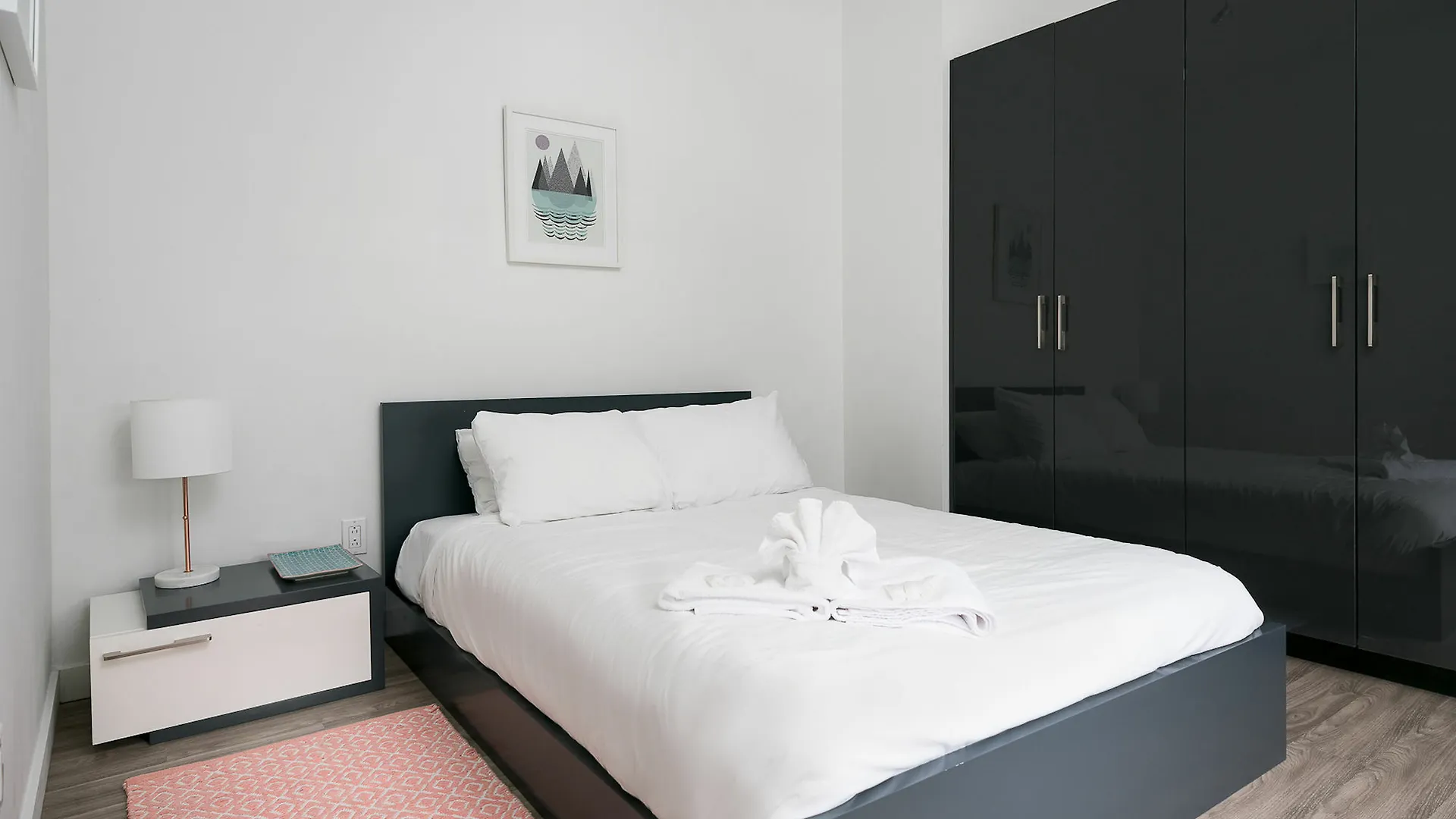 Contemporary 1Br In Downtown Mtl By Sonder Apartment Montreal 0*,  Canada